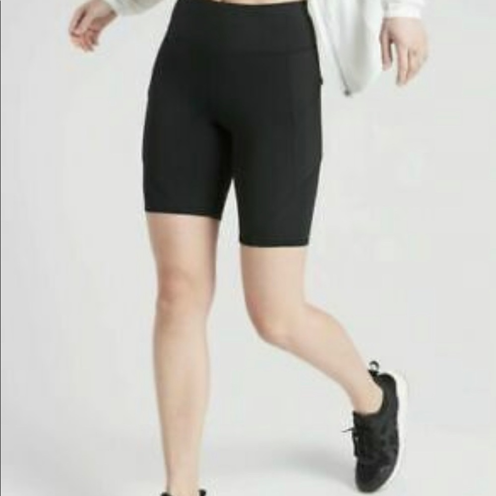 Athleta Contender 11”Short in black...NWOT